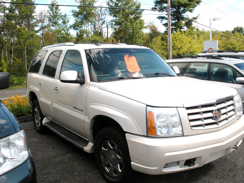 2004 Cadillac Escalade L and M Auto, Used Cars In The Berkshires
